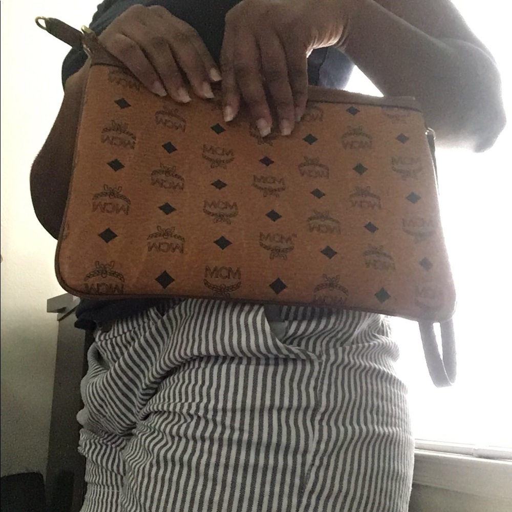 Mcm clutch